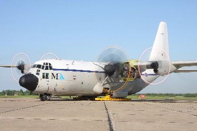 Motor A400 en C130.JPG