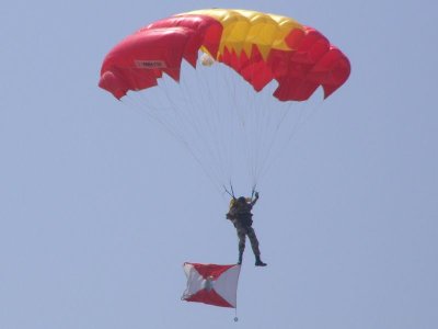 papea con bandera de VIgo.JPG