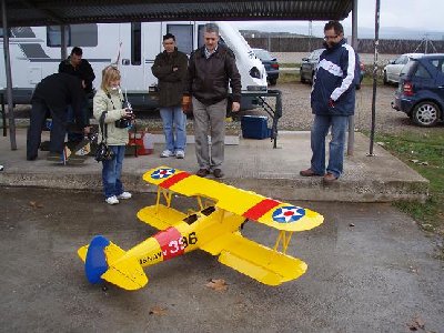 Manuel concentrandose para su vuelo.JPG