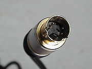 180px-SVideoConnector.jpg