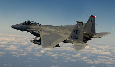 800px-F-15,_71st_Fighter_Squadron,_in_flight.jpg