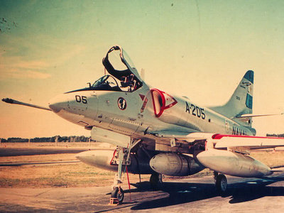 A-4QARAREVOpod.jpg