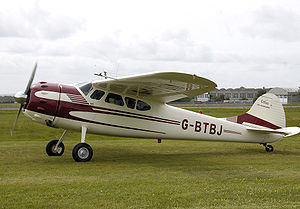 300px-Cessna_195_businessliner_g-btbj_of_1952_arp.jpg