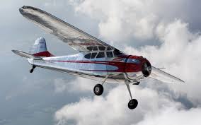 CESSNA 195 3.jpeg