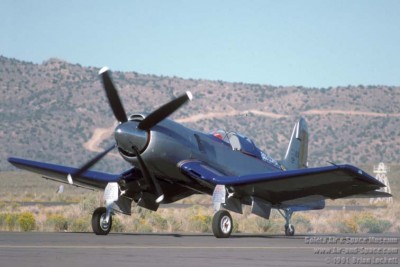 911728 F4U Super Corsair N31518 left front taxiing l.jpg