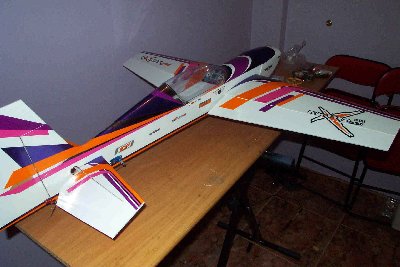 mini extra330.jpg