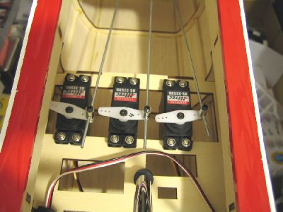 Servos on tray.jpg