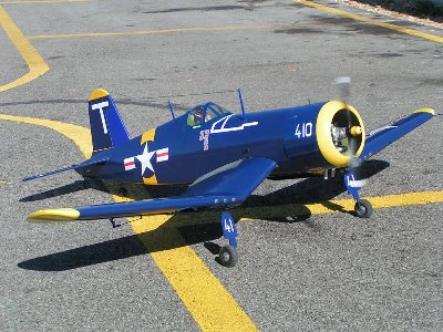 Corsair carreteando.jpg