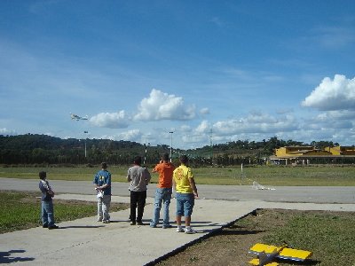 Team Ceuta con pancarta.JPG