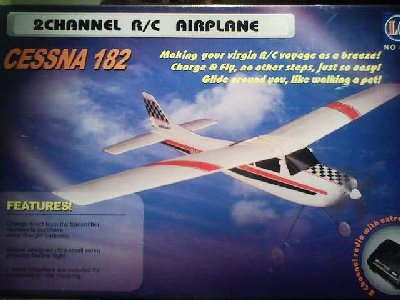 mini cessna 182 de lee.JPG