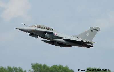 RAFALE%20au%20Provence%20307%20decolle.jpg