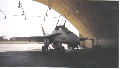 F18-03.jpg