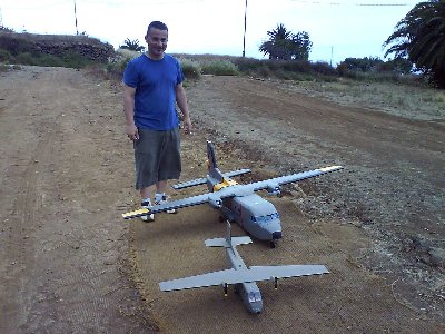 avion padre antes de esmirriarse y dueño del hijo pequeño.jpg