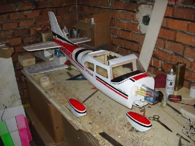 Cessna small.jpg